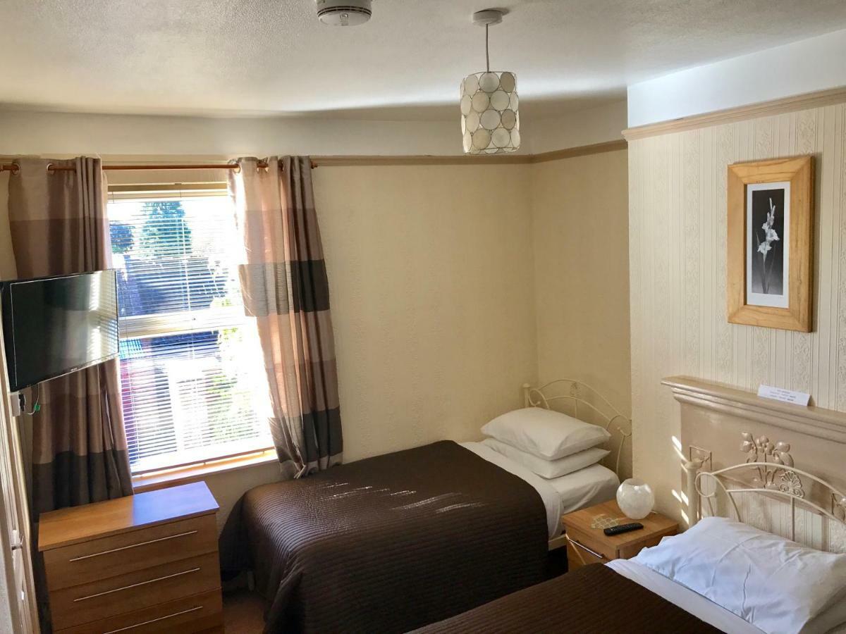 Holly Tree Guest House Hereford Exterior photo